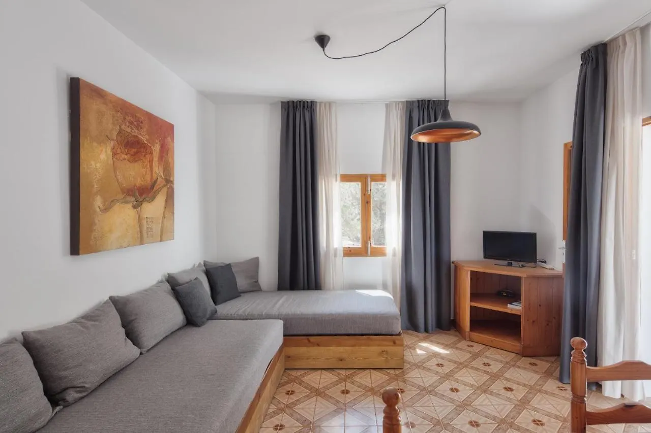 Alojamientos Turisticos Cardona - Apartamento 1 Hab. Standart Es Pujols Apartament