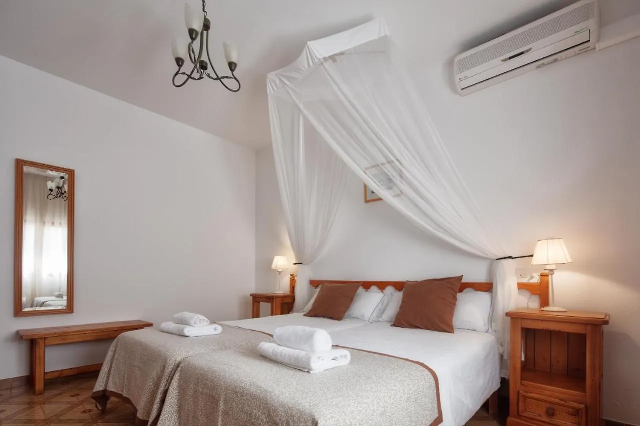 Alojamientos Turisticos Cardona - Apartamento 1 Hab. Standart Es Pujols Apartament
