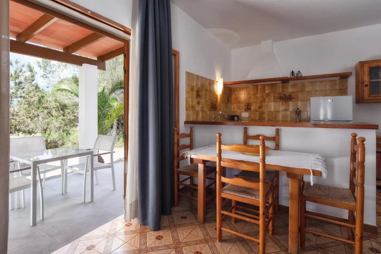 Alojamientos Turisticos Cardona - Apartamento 1 Hab. Standart Es Pujols 0*,  Hiszpania